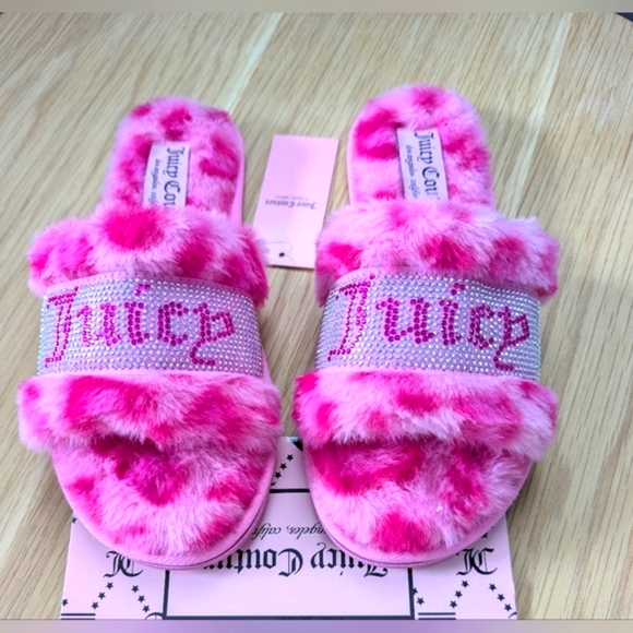 BNWT Juicy Couture Women's (Size Small 5/6) Faux-Fur Slide-In Slippers - Picture 1 of 11